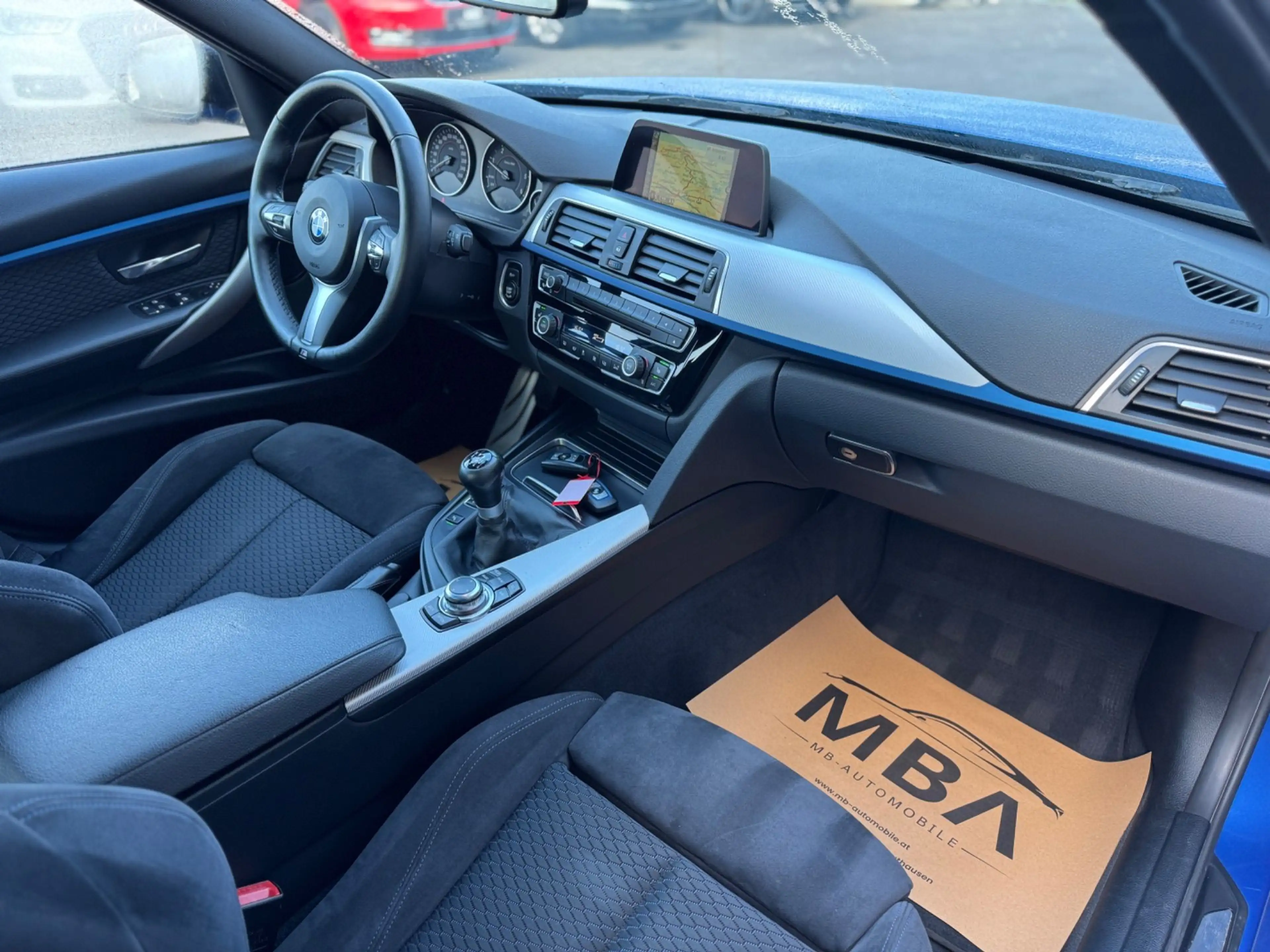 BMW 318 d xDrive M Sport | Facelift | LED | Estorilblau | — photo 14