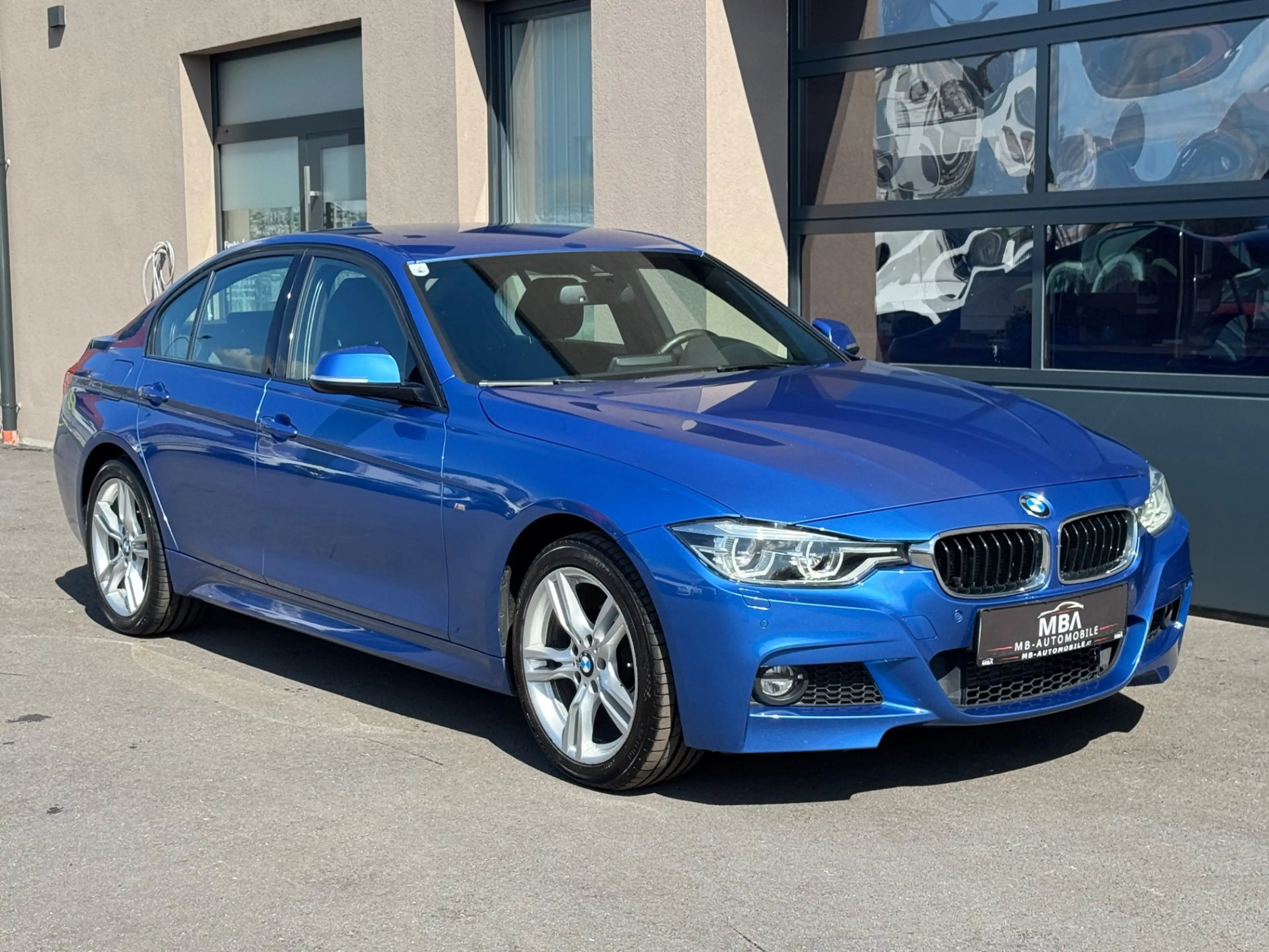 BMW 318 d xDrive M Sport | Facelift | LED | Estorilblau | — photo 9