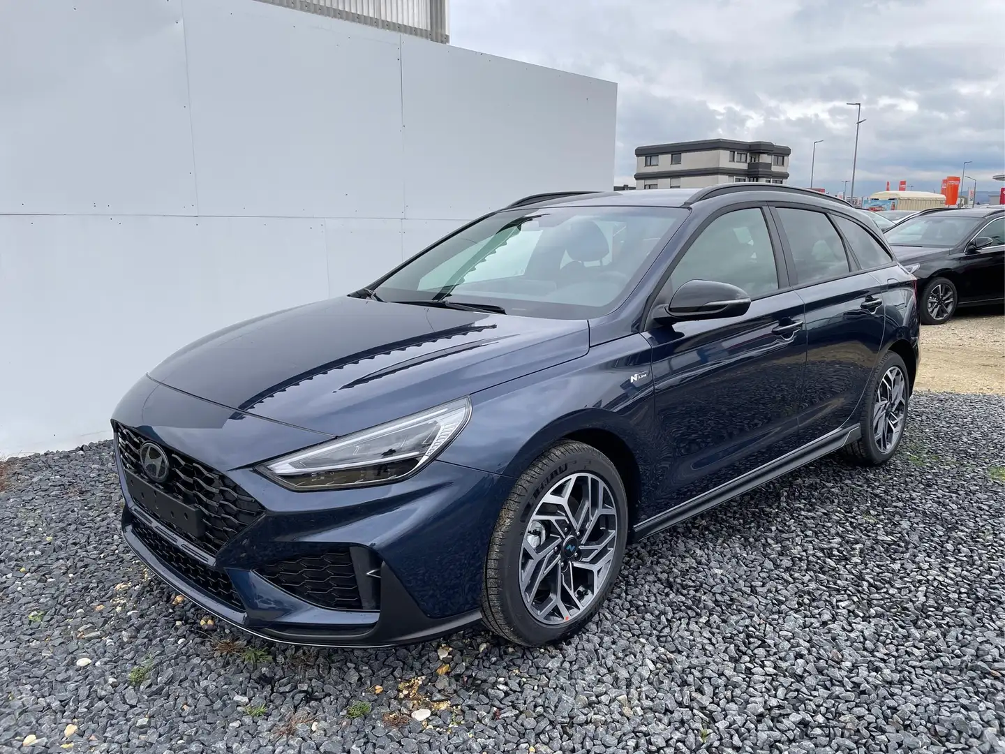 Hyundai i30 Kombi PREMIUM DCT N-LINE ACC NAVI SHZ PDC v+h R... Bleu - 1
