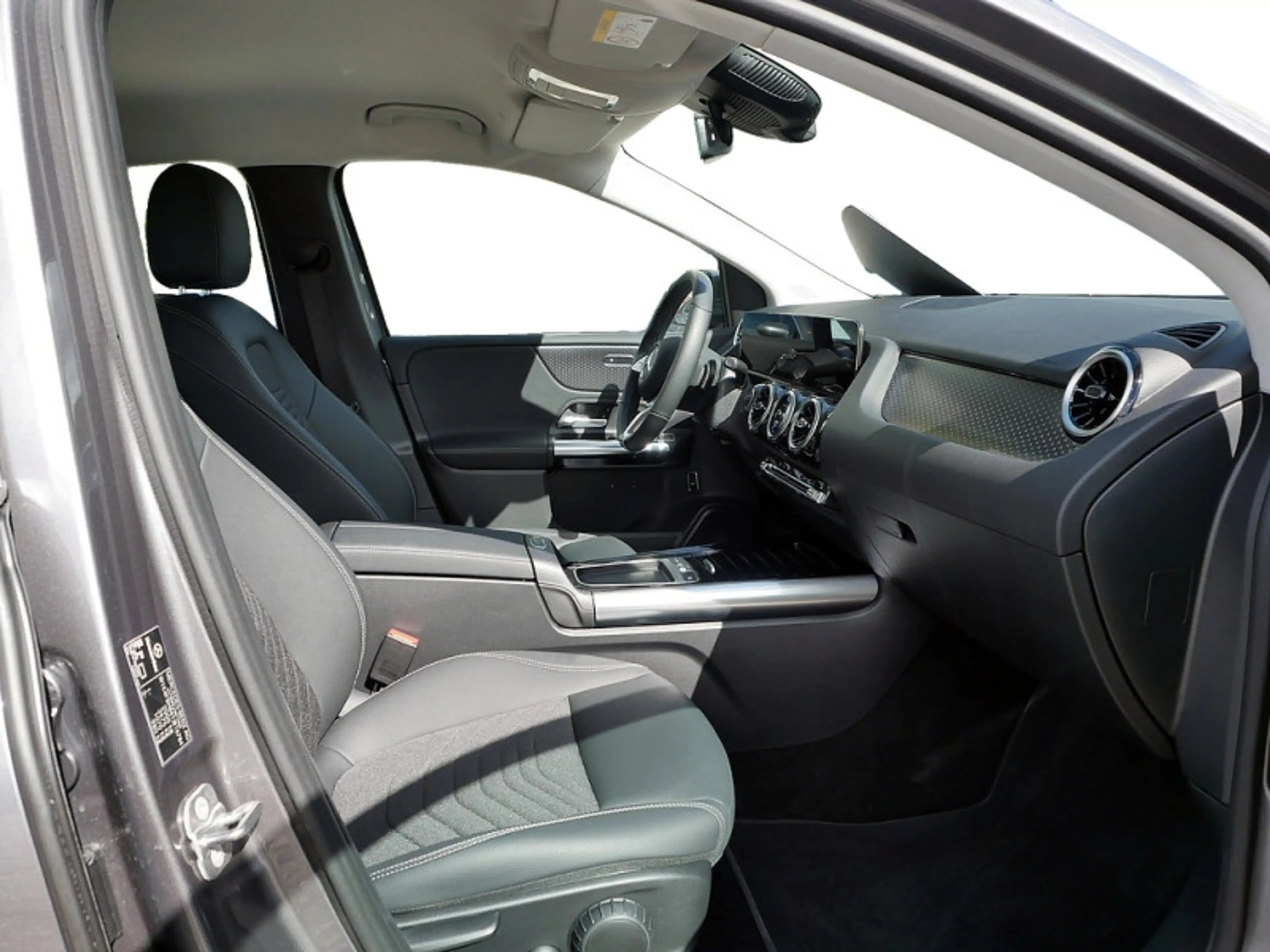 Mercedes-Benz B 200 , PROGRESSIVE AHK KAMERA SPUR PDC SHZ — photo 8
