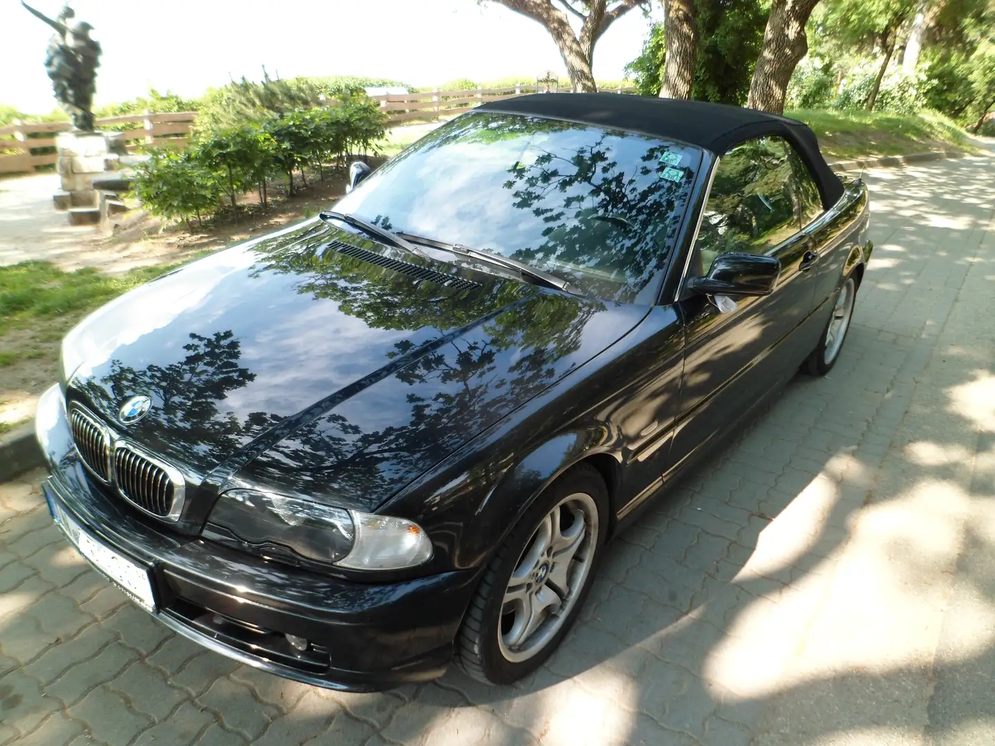 BMW 323 323 Ci Schwarz - 1