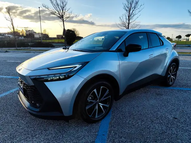 Toyota C-HR C-HR II  1.8 hev Trend fwd e-cvt