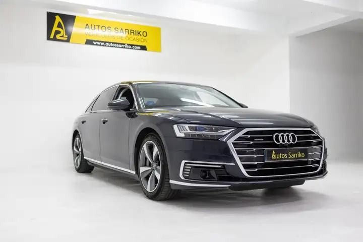 Audi A8 2020, foto 34
