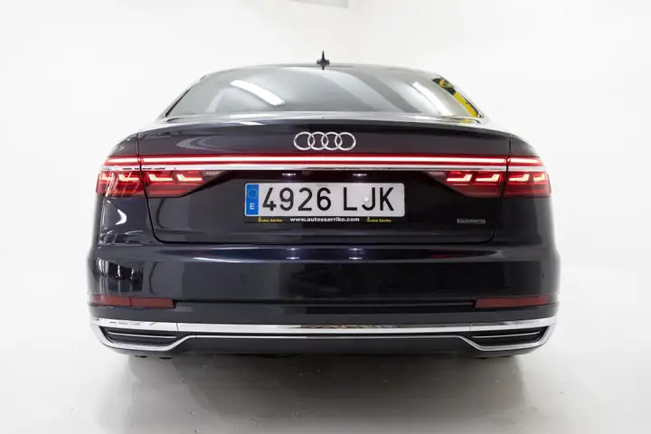 Audi A8 2020, foto 22