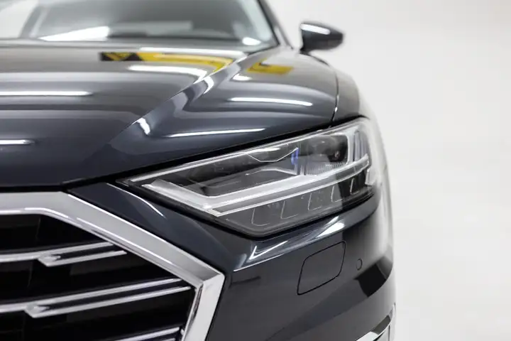 Audi A8 2020, foto 36