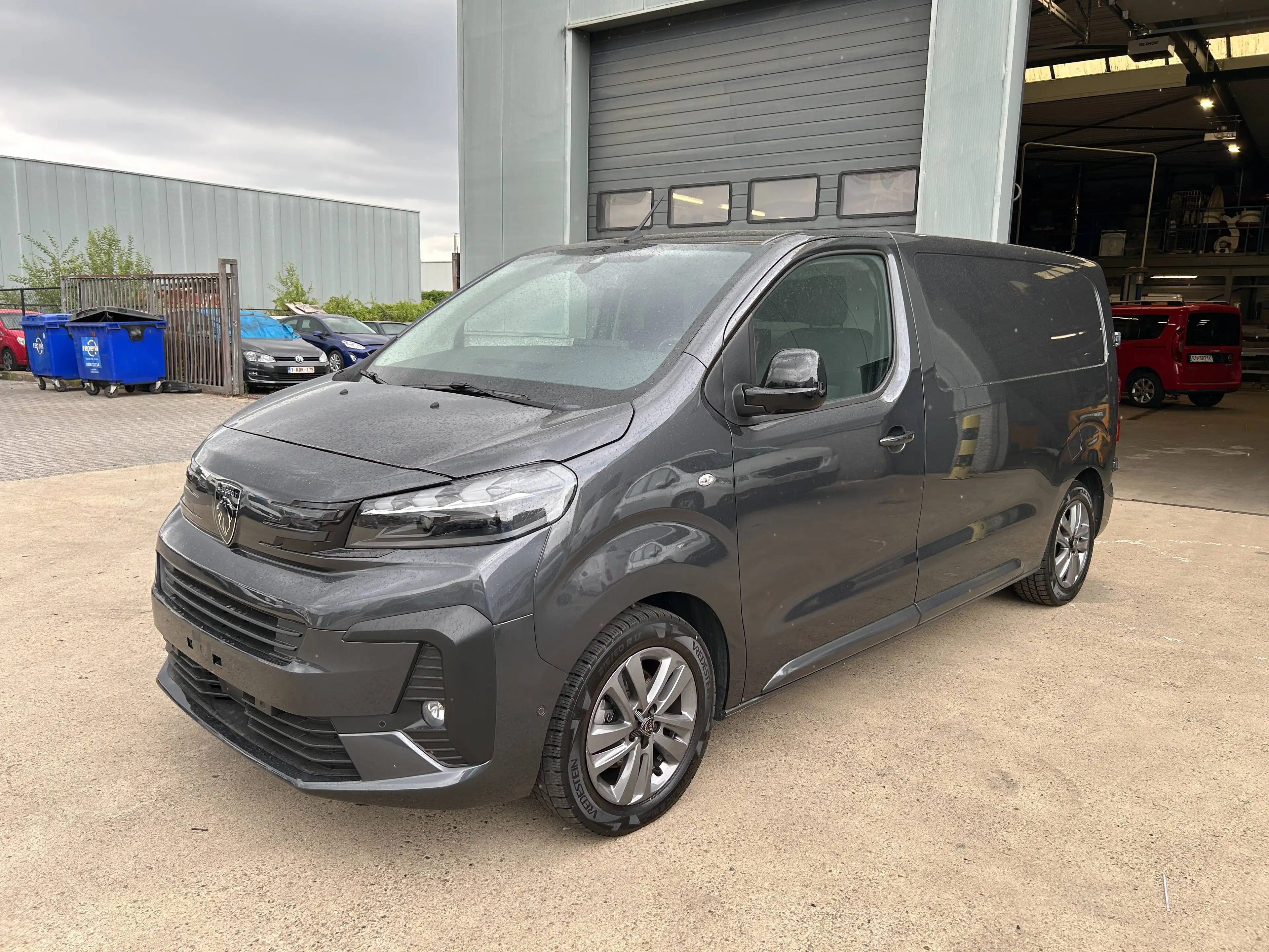 Peugeot Expert 2.0 HDI 130 KW EURO 6 LUXE UITVOERING ZIE FOTO'S
