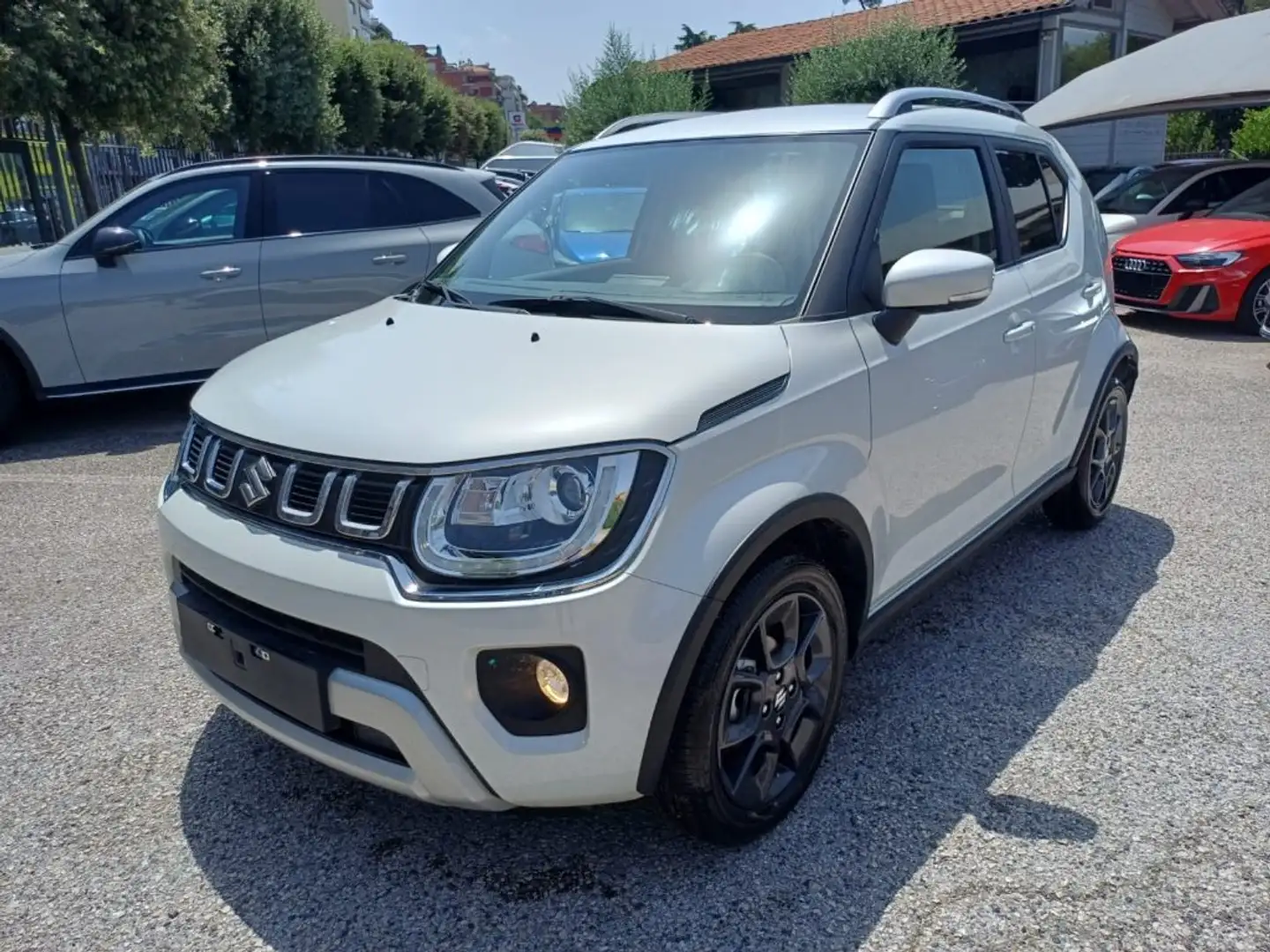 Suzuki Ignis 1200 HYBRID TOP 83CV NAV CARPLAY CAM ITALIA Blanco - 2