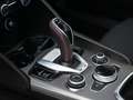 Alfa Romeo Giulia 2.0 Turbo 280 PK Competizione Q4 AWD | Pano | Harm Grau - thumbnail 23
