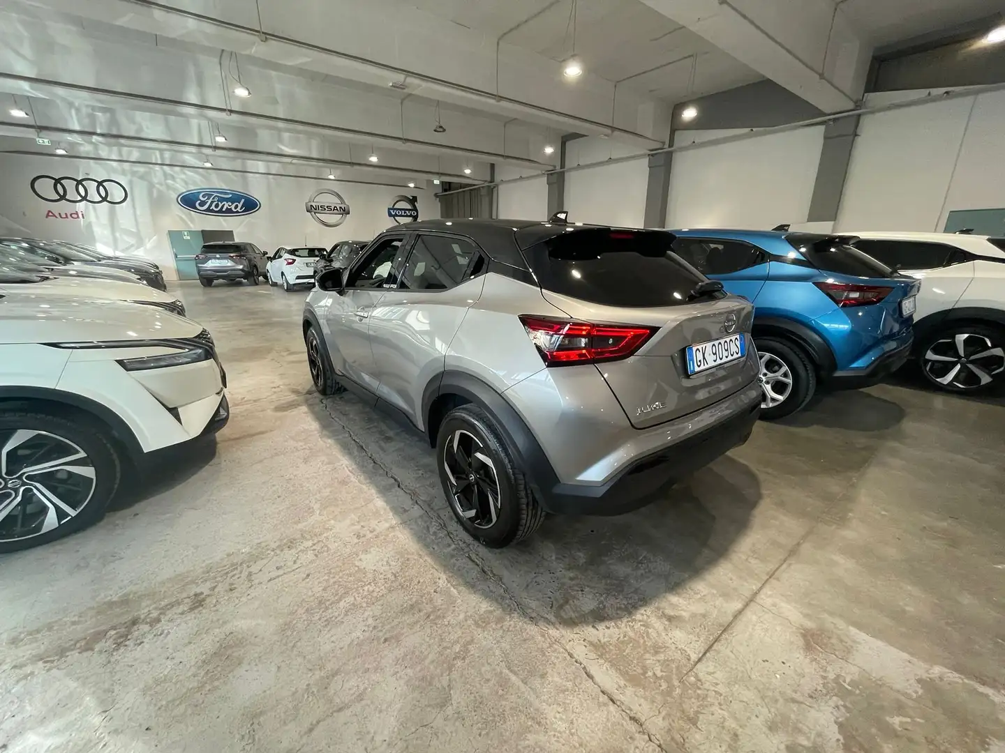 Nissan Juke 1.0 dig-t N-Connecta 114cv Grigio - 2