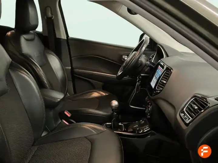 Jeep Compass 2017, foto 17
