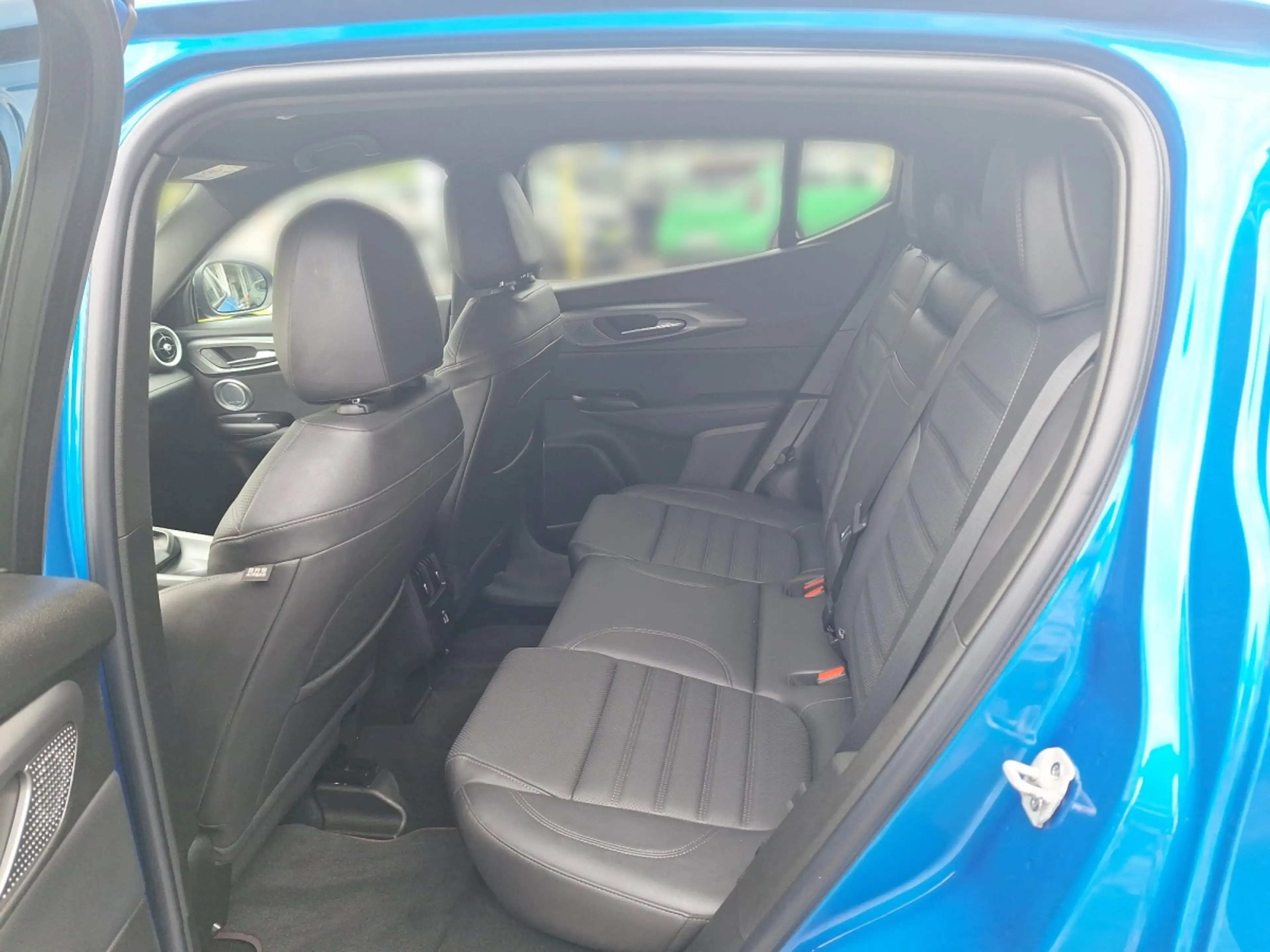 Alfa Romeo Tonale Edizione Speziale 1.5 MHEV 130PS — photo 11