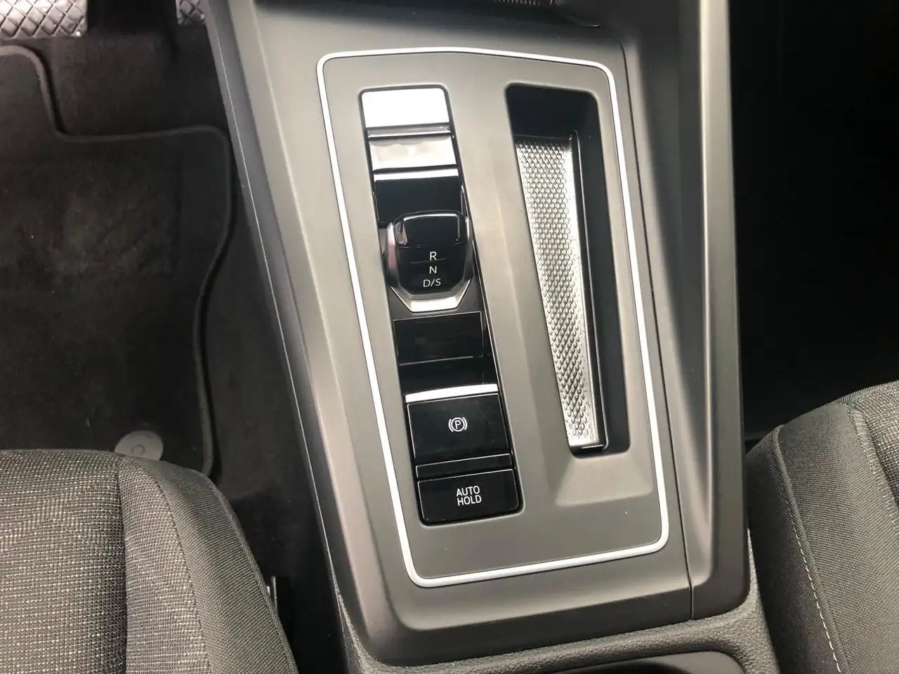 Volkswagen Golf VIII 2020 2.0 tdi Style 150cv dsg, миниатюра 17