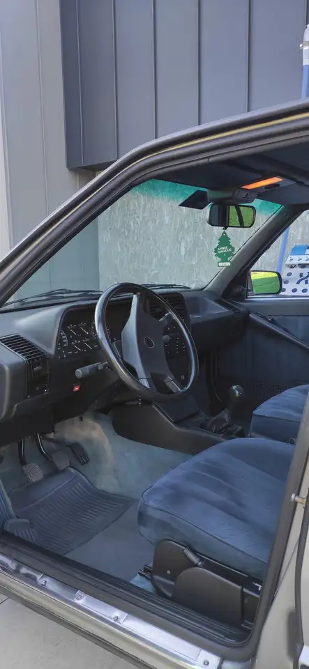 Lancia Thema 2.0t ie, foto 6