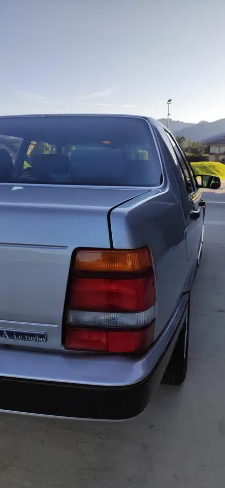 Lancia Thema 2.0t ie, foto 3