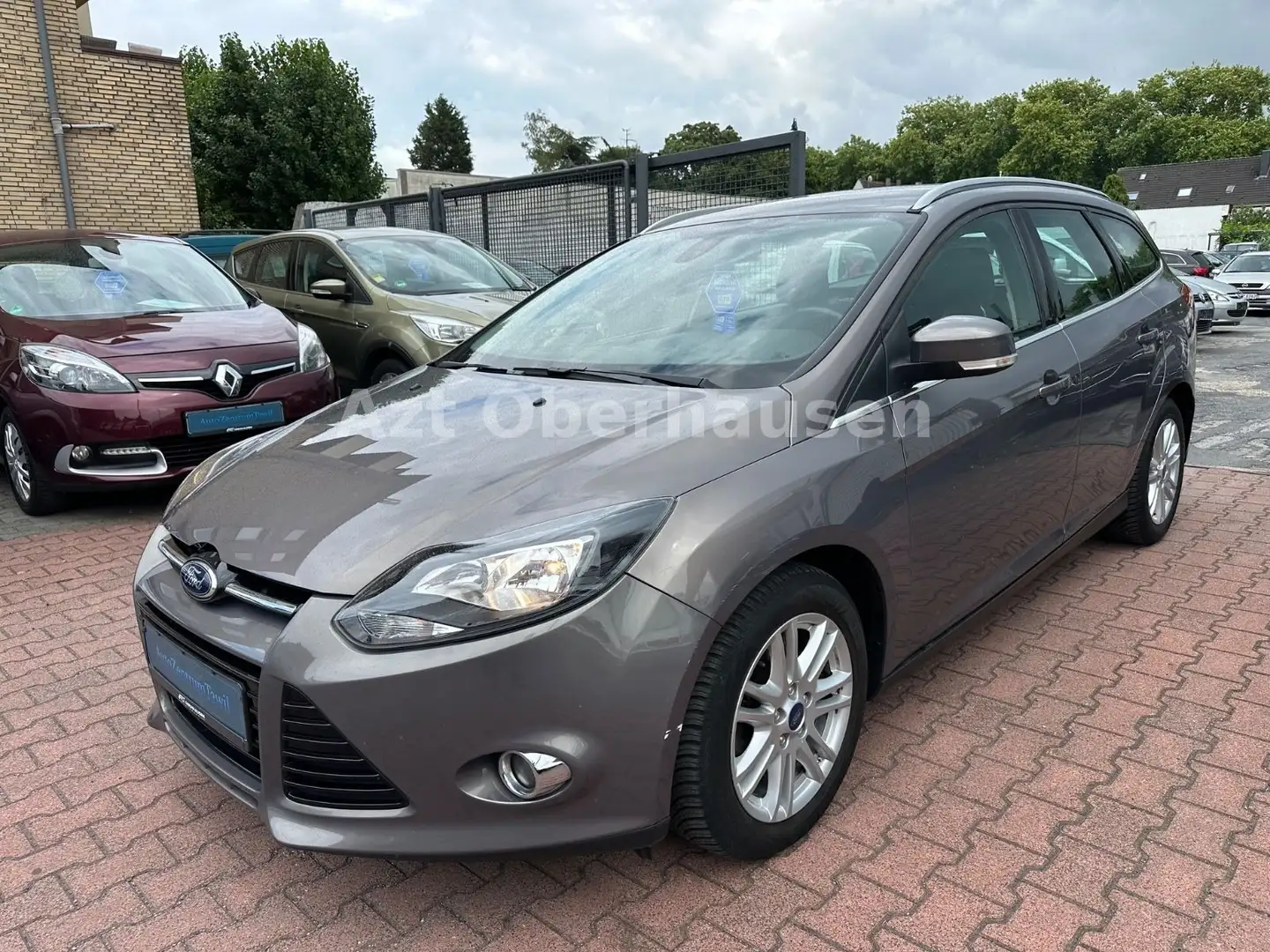 Ford Focus Turnier Titanium*AUTOMATIK*ZAHNRIEMEN ERN* Maro - 2