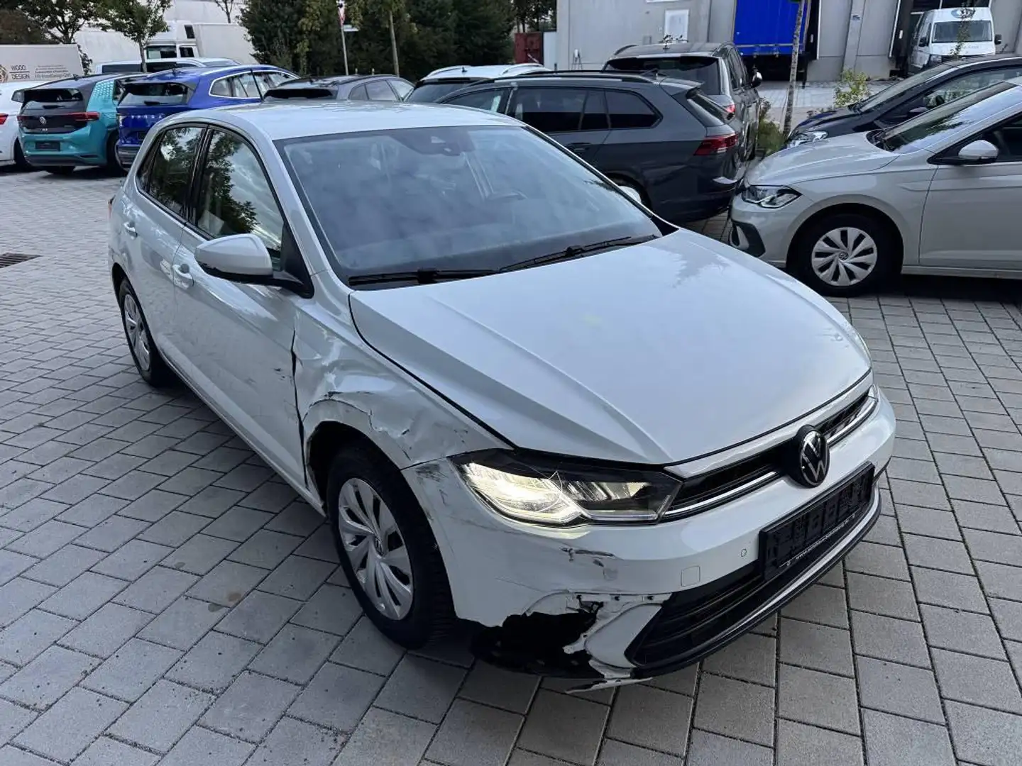 Volkswagen Polo 1.0 MPI *lückenlos Scheckheft* LIFE Weiß - 1