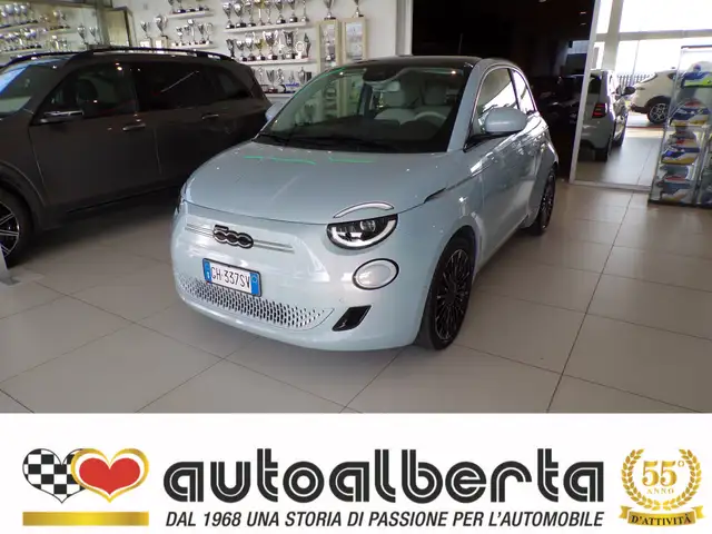 Fiat 500e La Prima 42 kWh 118cv (100% Elettrica)