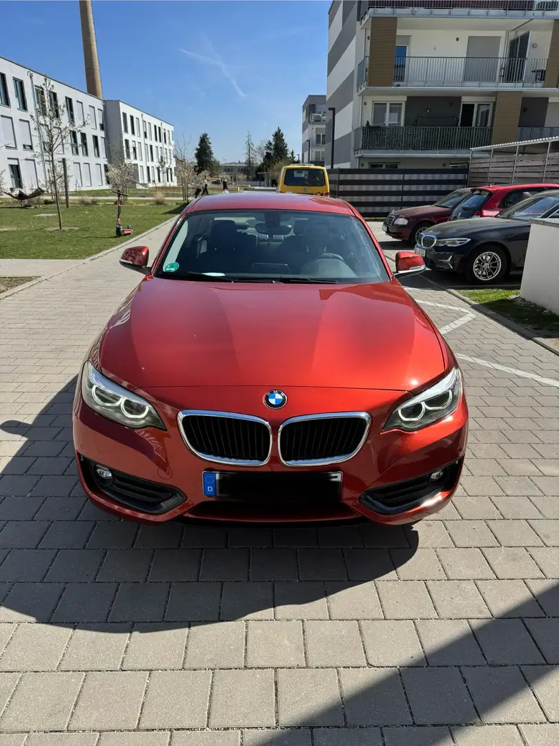 BMW 218 Luxury line Orange - 1