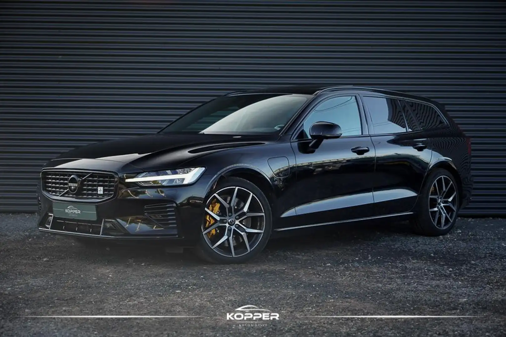 Volvo V60 2.0 T8 Twin Engine AWD Polestar 405 PK / Bowers&Wi Zwart - 1