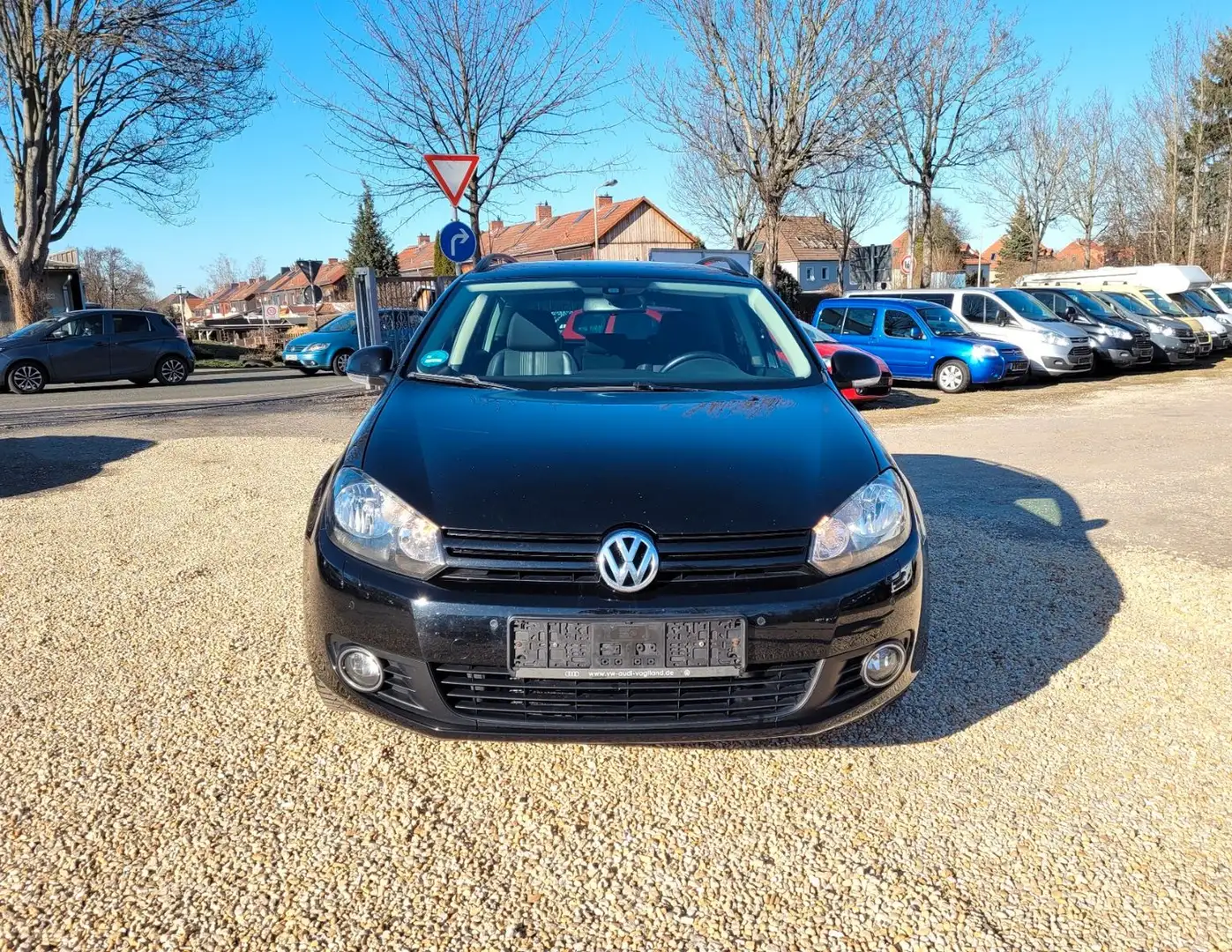 Volkswagen Golf VI  1. 4 Variant Match /TÜV 05 2026 /1 Hand Schwarz - 2