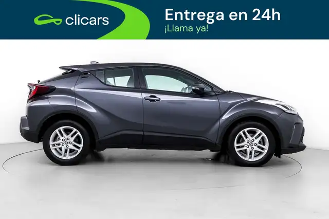 Toyota C-HR view 6