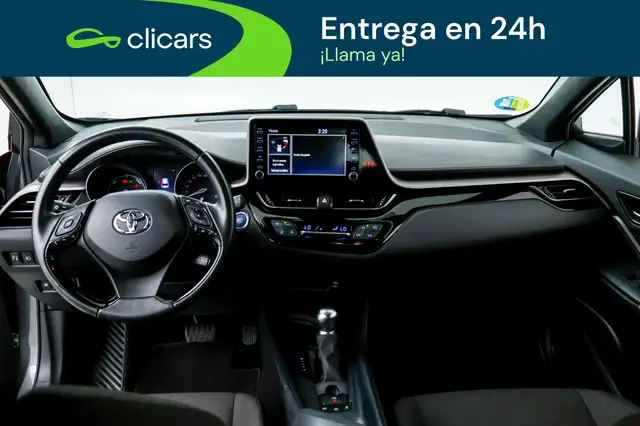 Toyota C-HR view 12