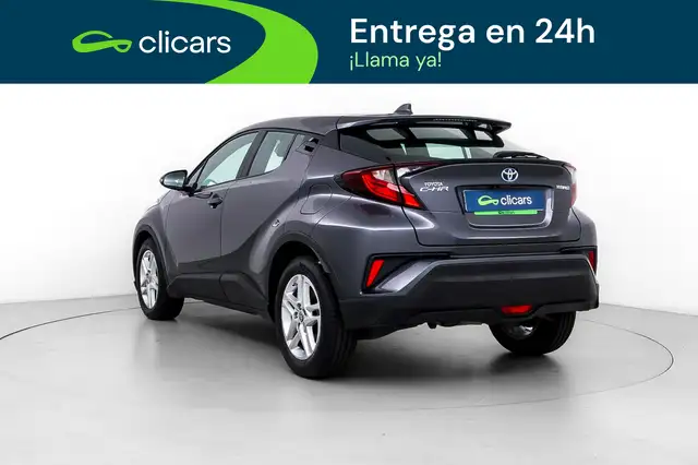 Toyota C-HR view 9