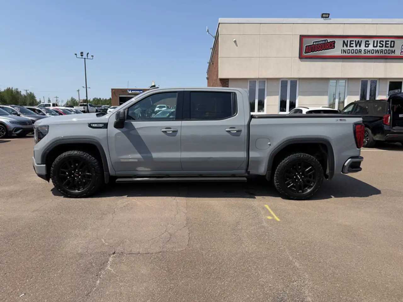 GMC Sierra 1500 снимка GMC Sierra 1500