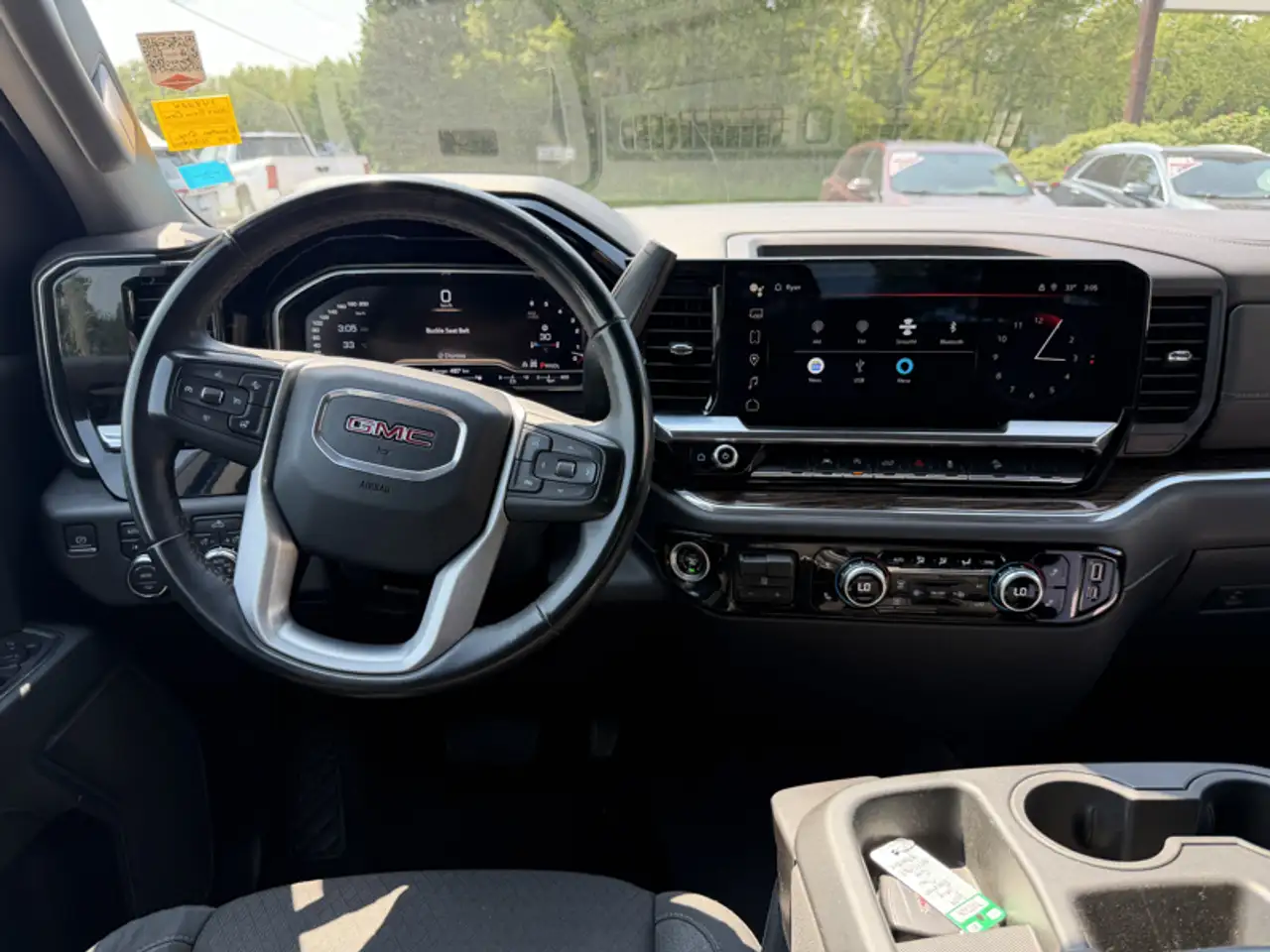GMC Sierra 1500 снимка GMC Sierra 1500