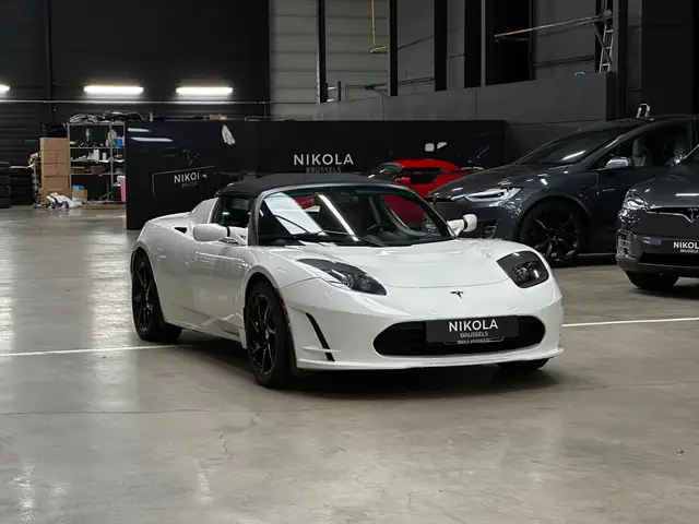 Tesla Roadster V2.5 - HEATED SEATS - BROKEN HV BATTERY