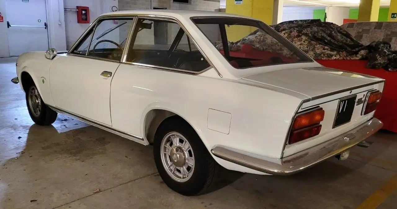 Fiat 124 Coupè 1.4 Sport, foto 4