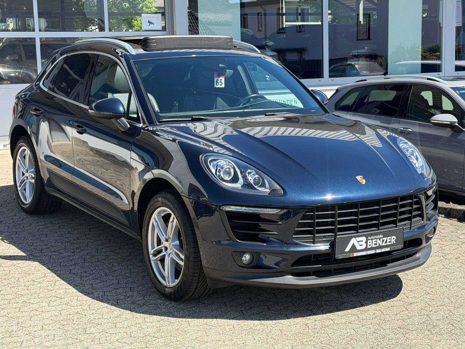 Second hand Porsche Macan 