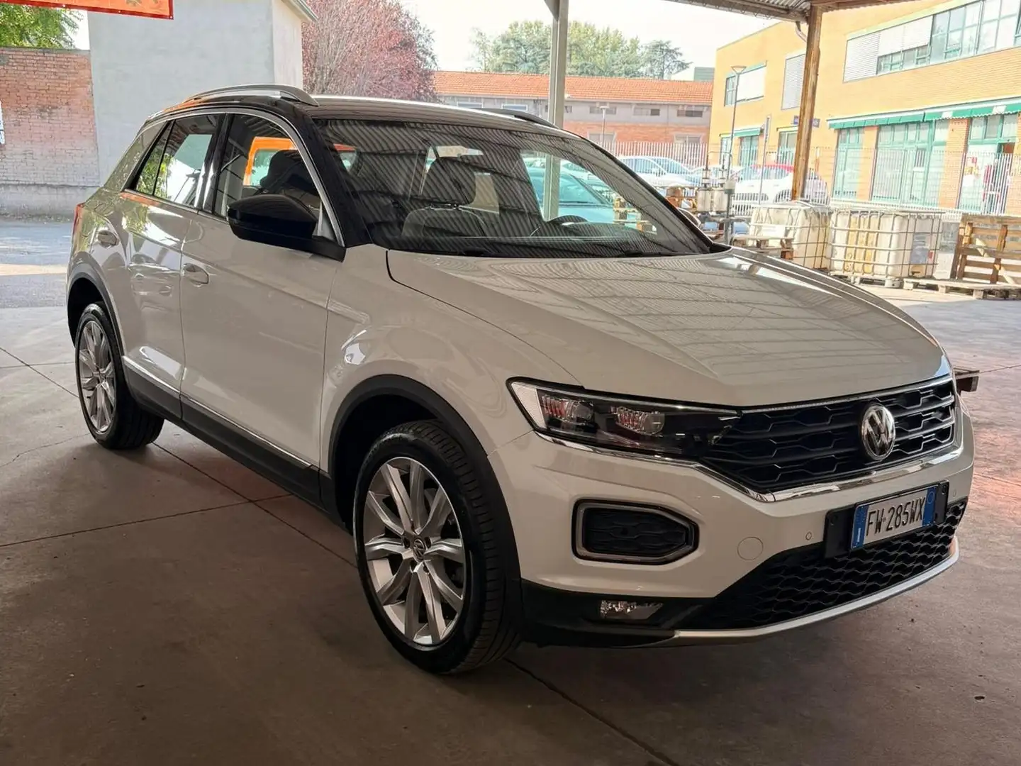 Volkswagen T-Roc T-Roc I 2017 2.0 tdi Advanced 150cv dsg Bianco - 2