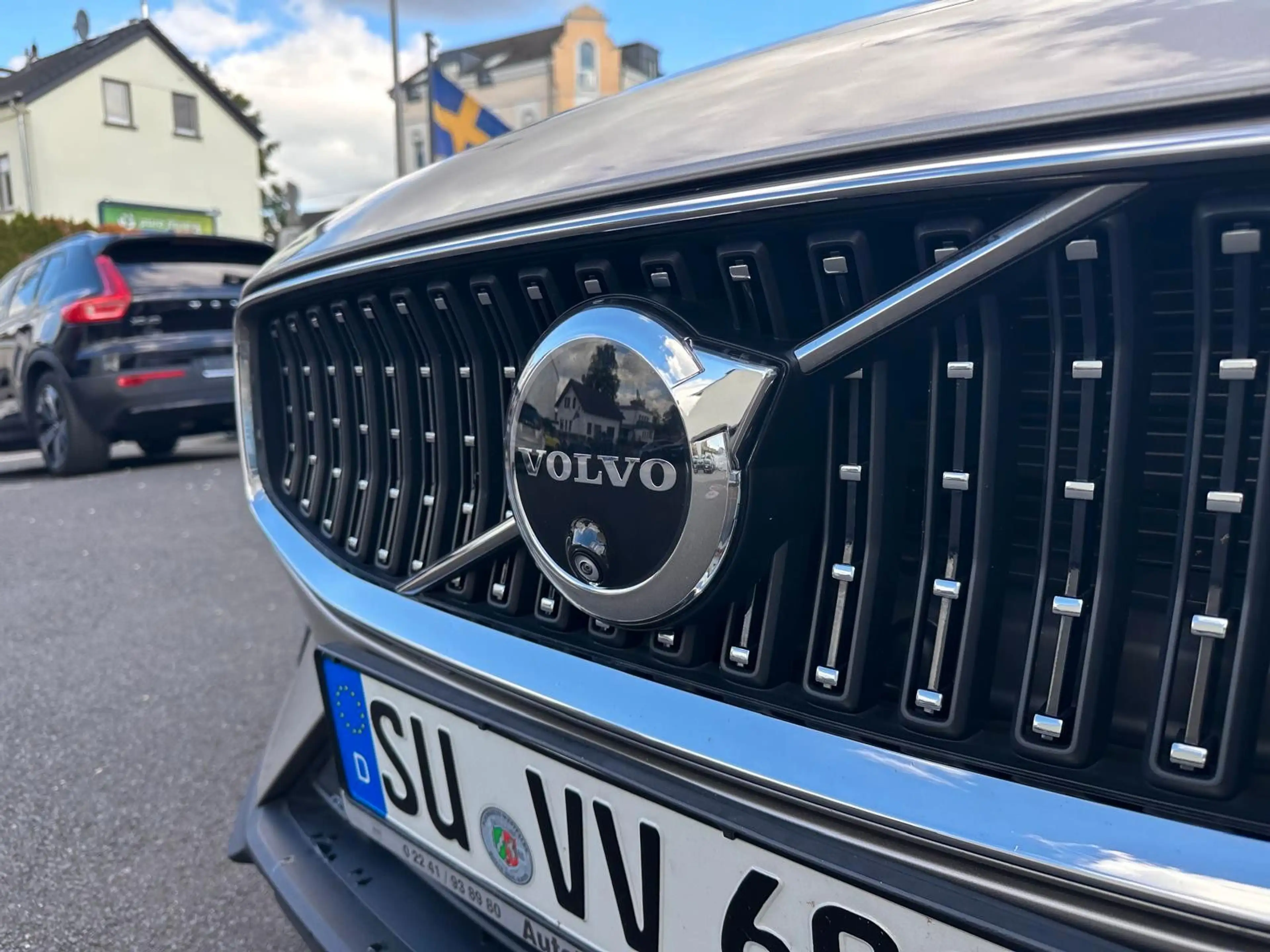 Volvo V60 Cross Country B4 AWD Ultimate,Pano,360°,20'',Standh. — photo 3