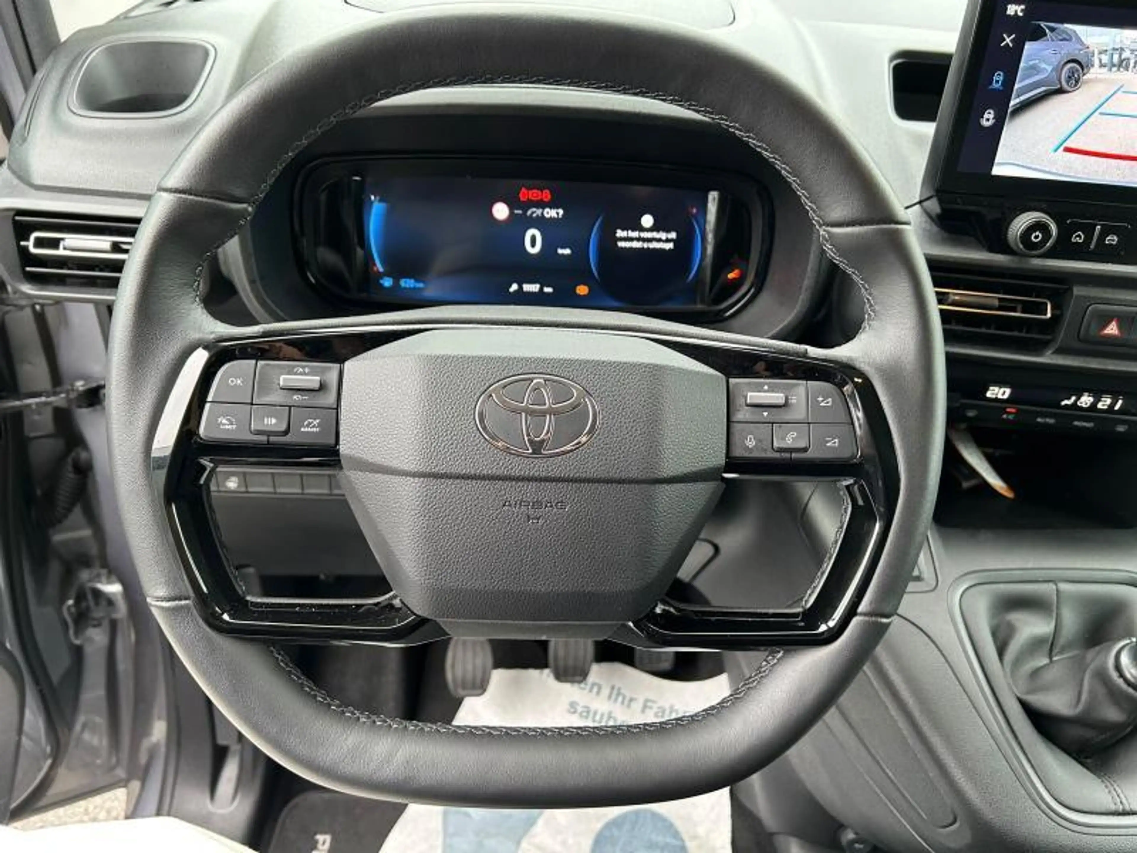 Toyota Verso 1.2B MT LWB FAMILY — photo 10