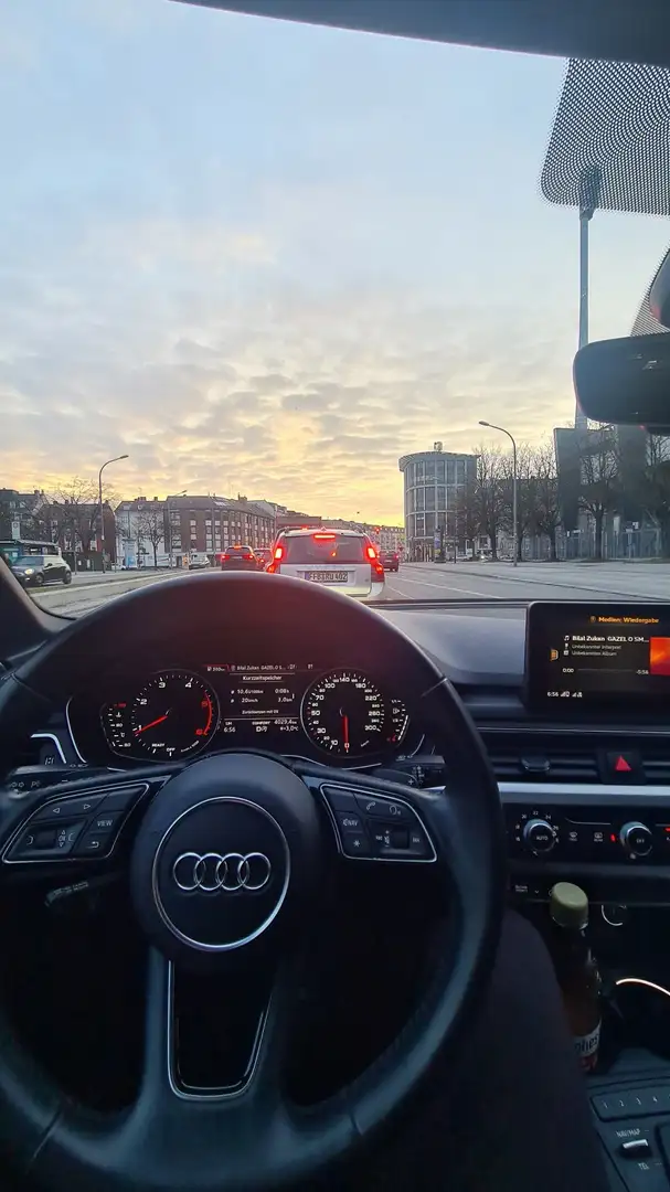 Audi A4 40 TDI S tronic Schwarz - 2