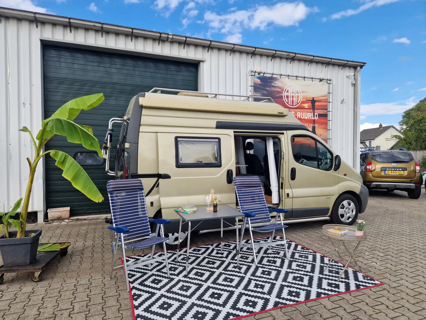 Pössl VIVARO 1.9DTI 2.9T L2H2 fabrieksafwerking 4 g Oro - 1
