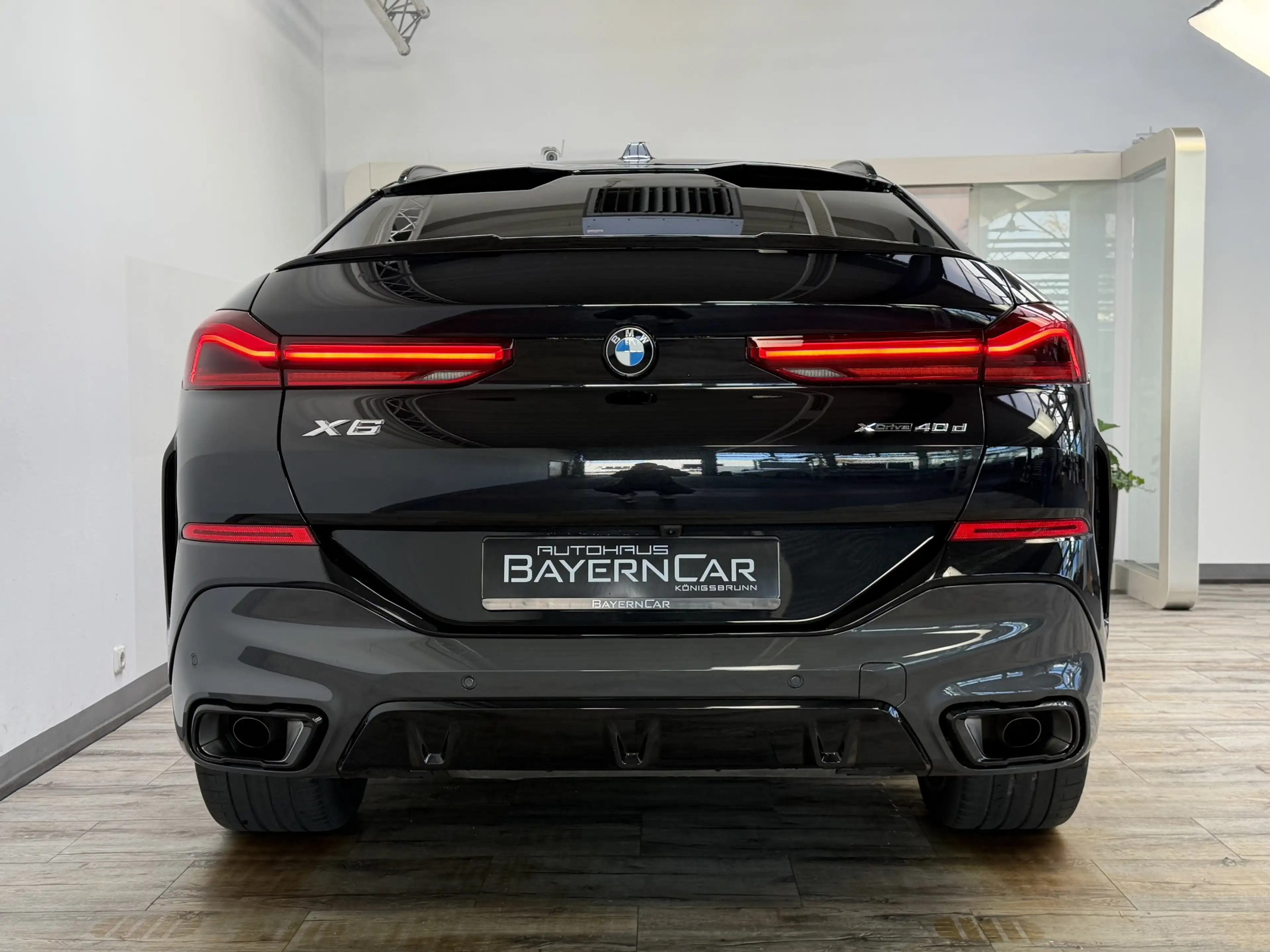 BMW X6 xDr40d M Sport Pro Luft AHK 22Zoll B&W UPE142 — photo 5