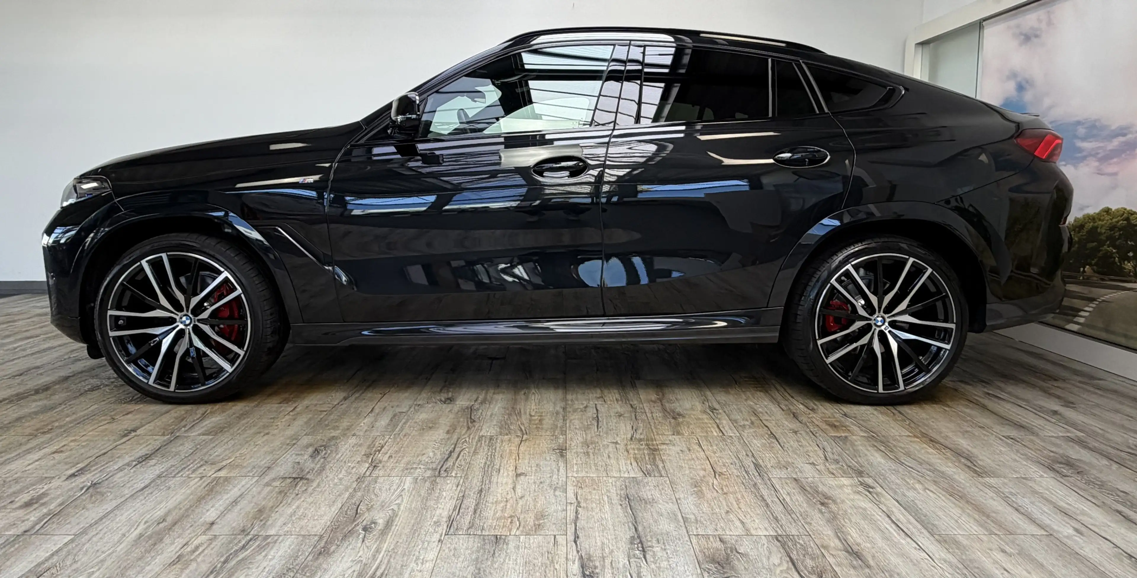 BMW X6 xDr40d M Sport Pro Luft AHK 22Zoll B&W UPE142 — photo 3