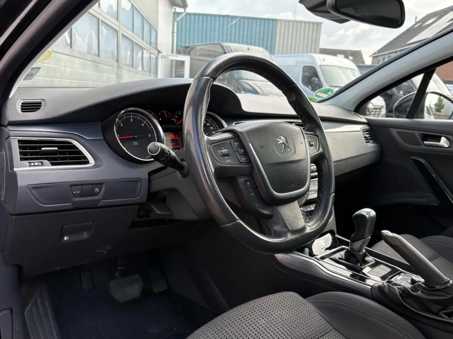Peugeot 508 SW 1.6 e-HDi Blue Lease Executive Autom. Pano Navi Noir - 2