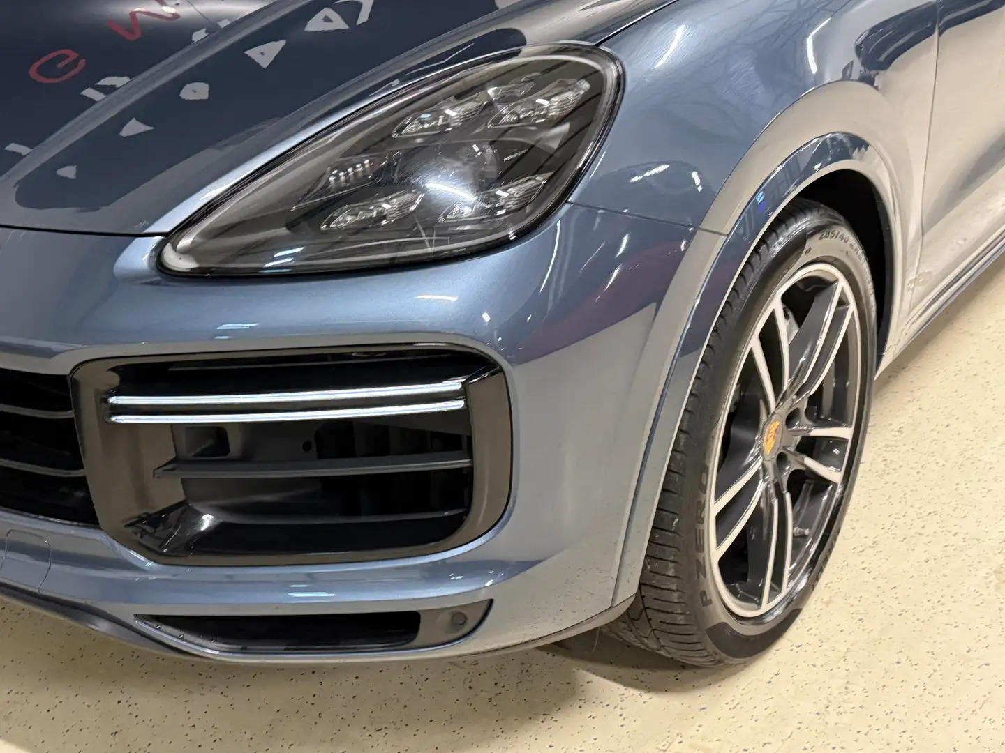 Porsche Cayenne Turbo III Top Ausstattung  Porsche Approved Tausch Blau - 2