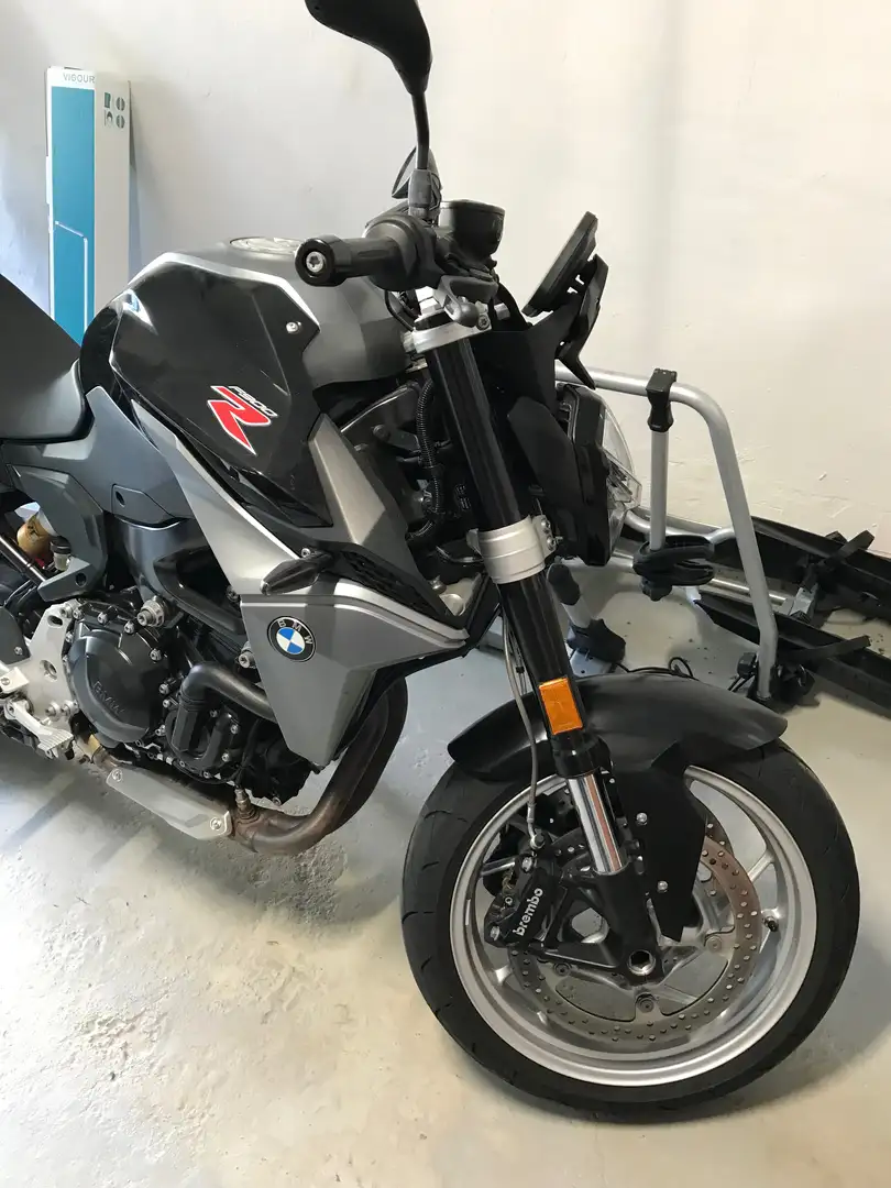 BMW F 900 R Noir - 1