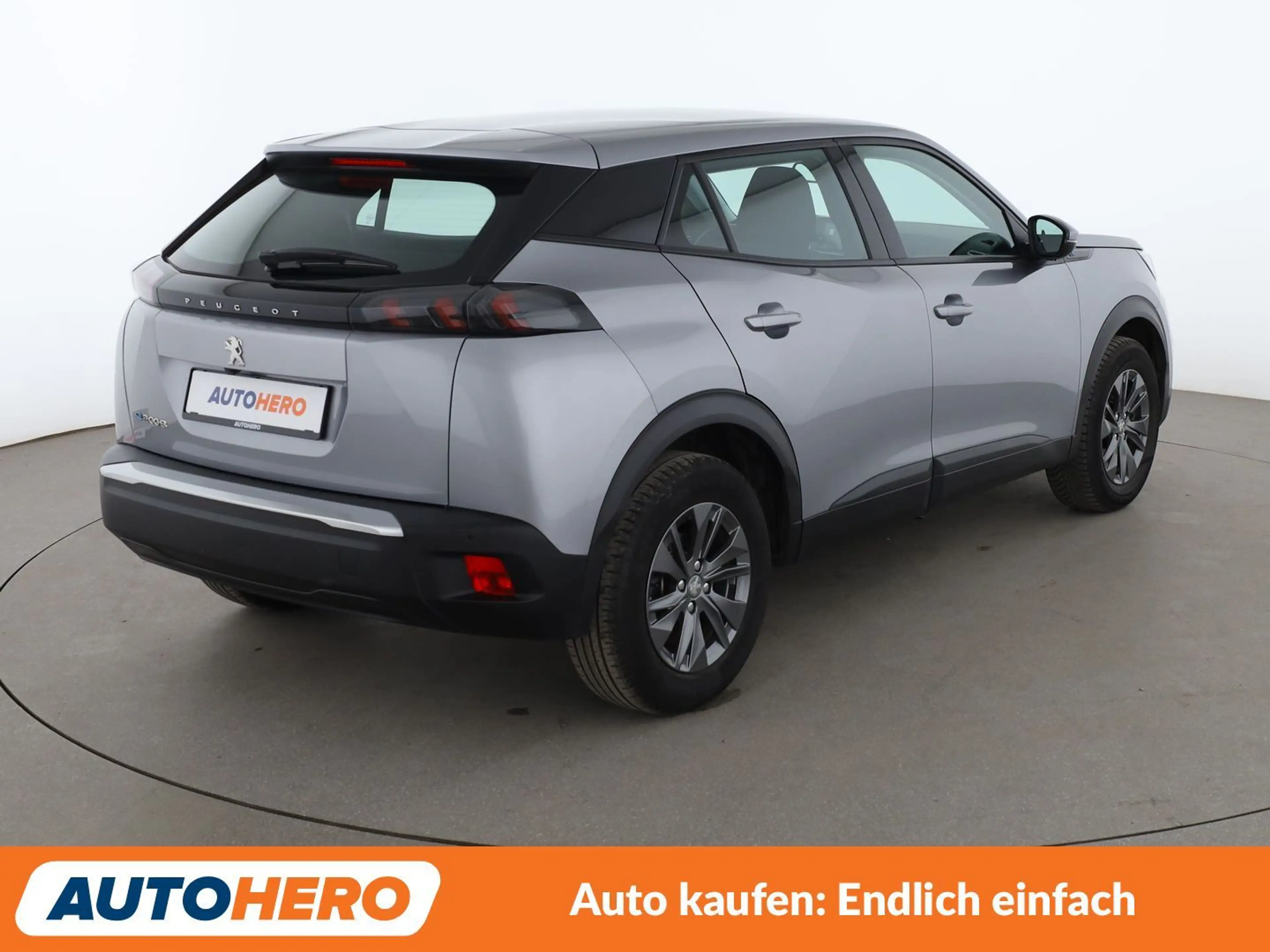 Peugeot e-2008 electric drive 100 kW Active Pack *NAV*TEMPO*CAM* — photo 6