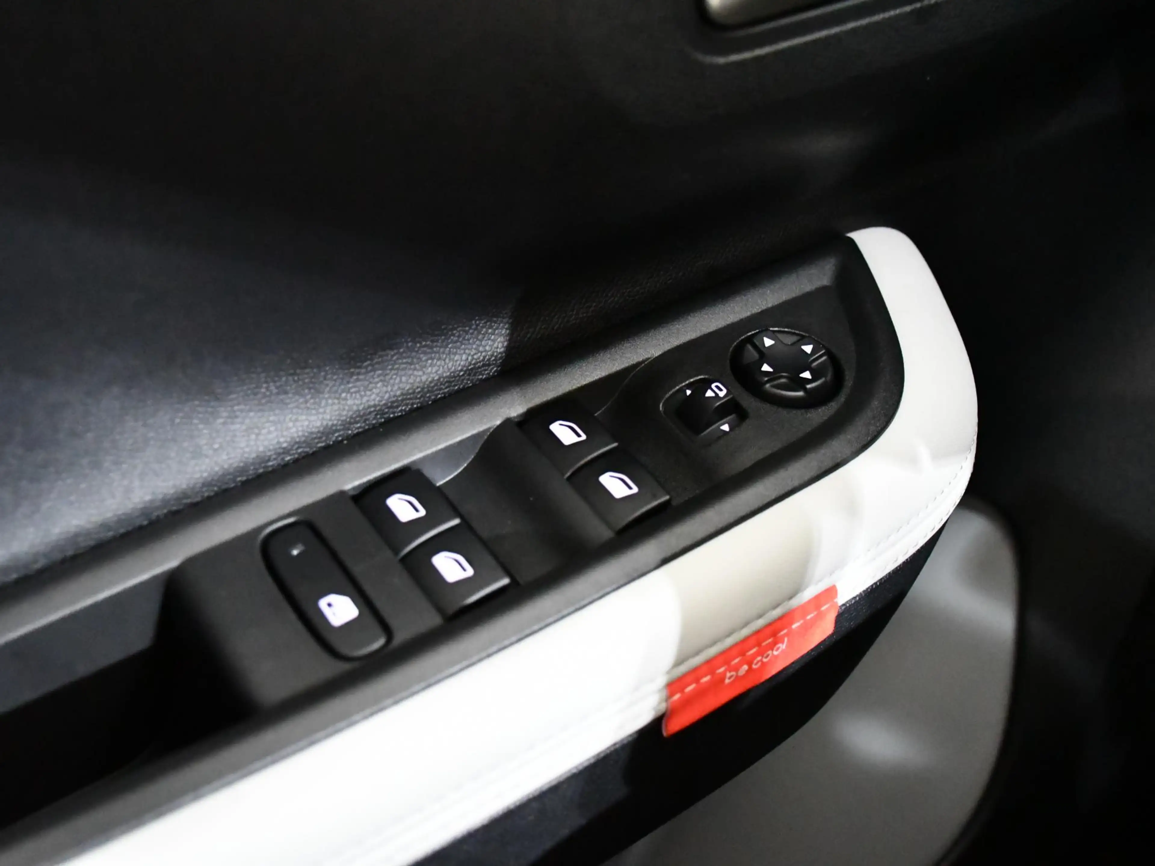 Citroen E-C3 Plus 113pk Comfort Range 44 kWh Leverbaar december — photo 13