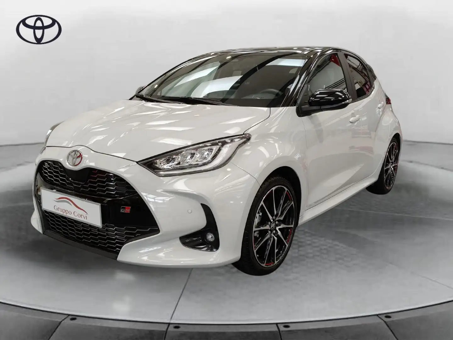 Toyota Yaris 1.5 130 Hybrid 5 porte GR Sport Grigio - 1