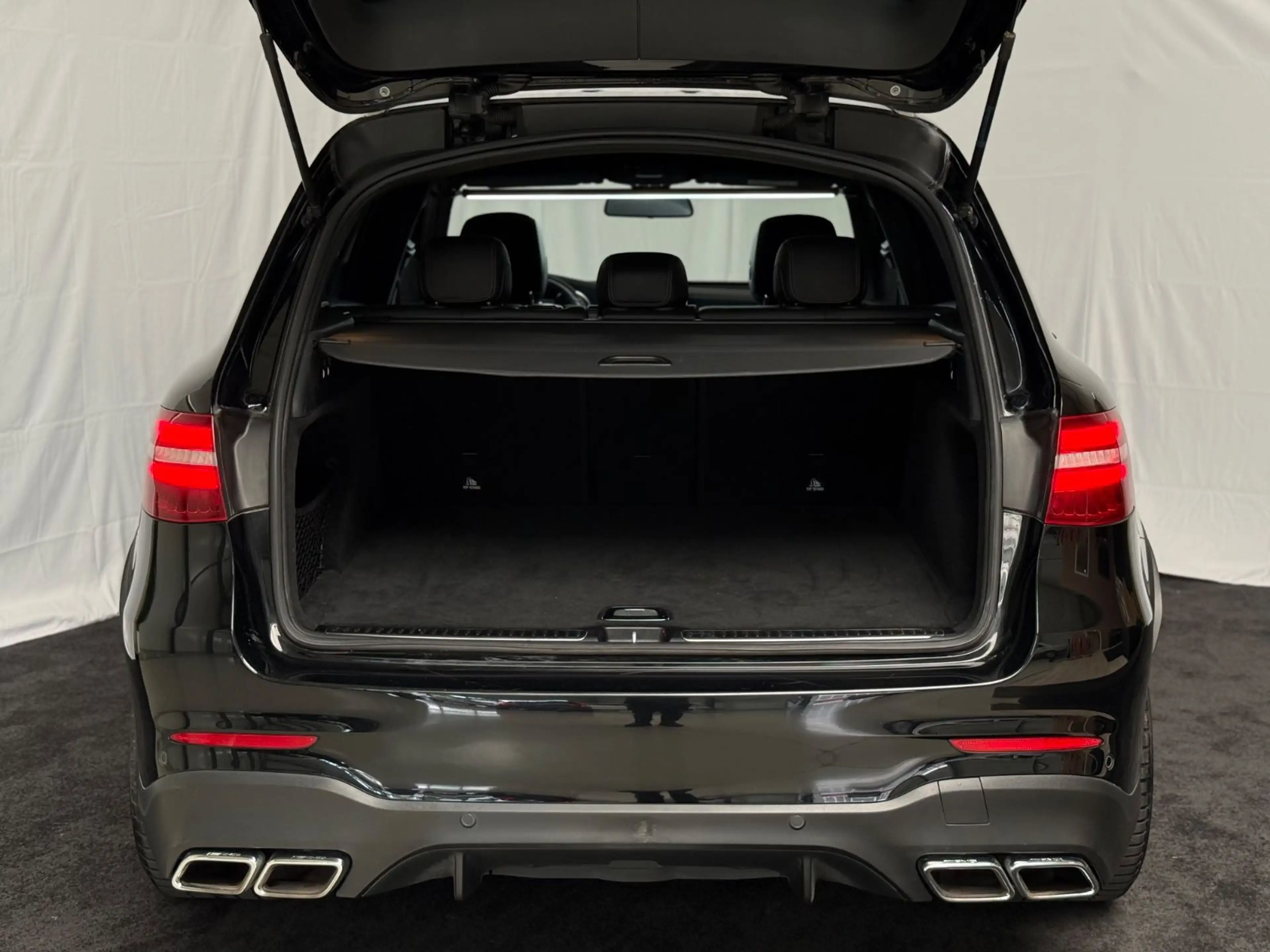 Mercedes-Benz GLC 63 AMG 4Matic/ABGAS/BURMESTER/"21"/AHK/ — photo 13