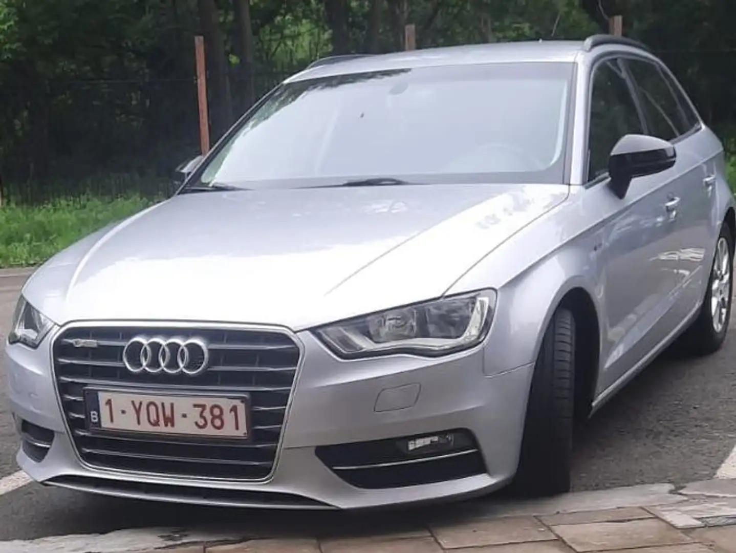Audi A3 Sportback 1.6 TDI 110 Ambition Luxe Silver - 2