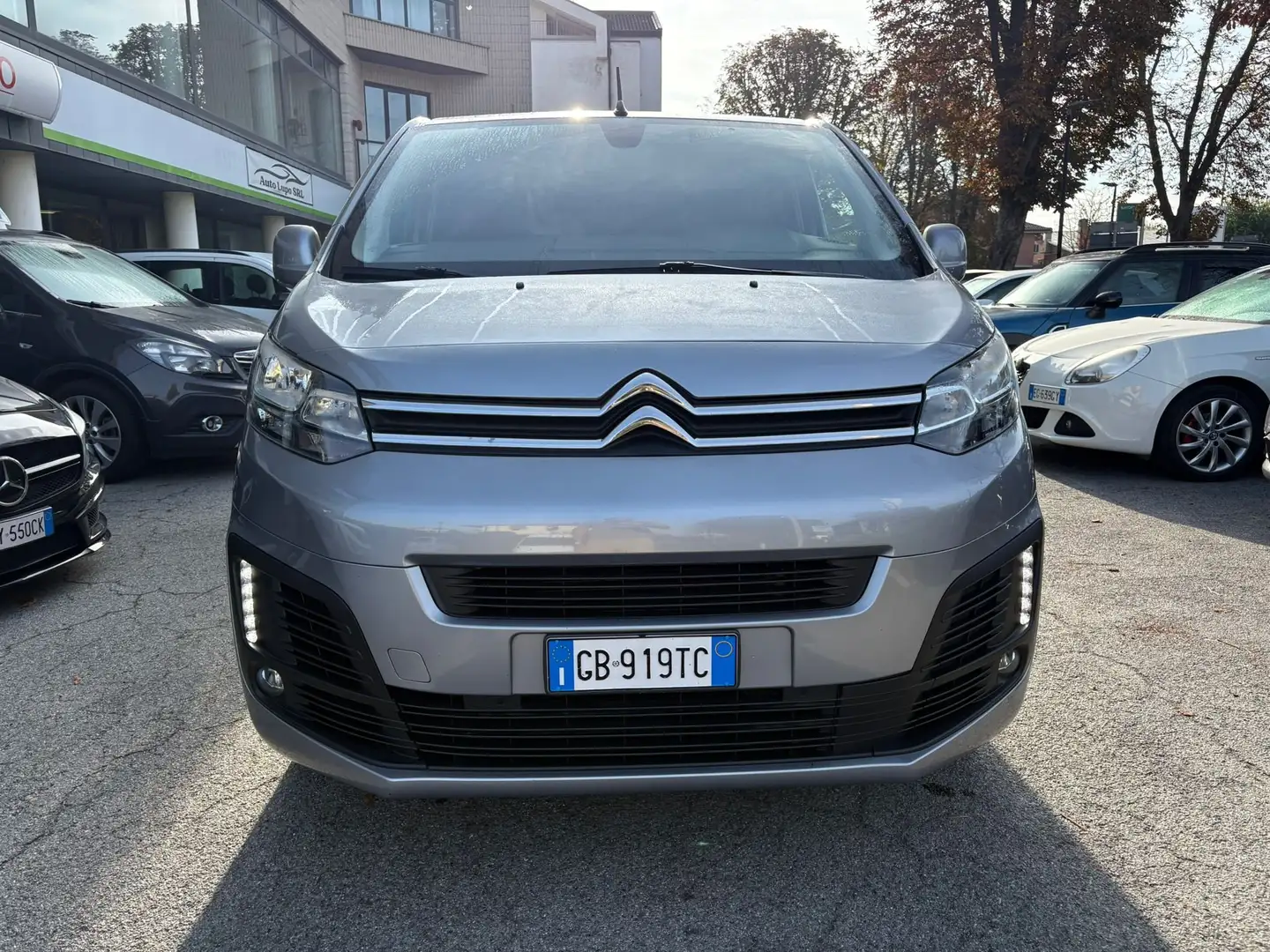 Citroen Jumpy 1.5 120cv M Gris - 2
