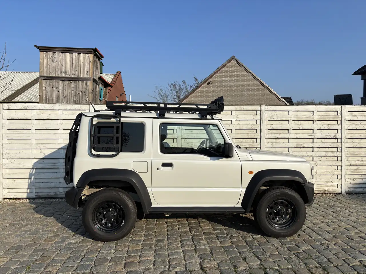 Suzuki Jimny 2024