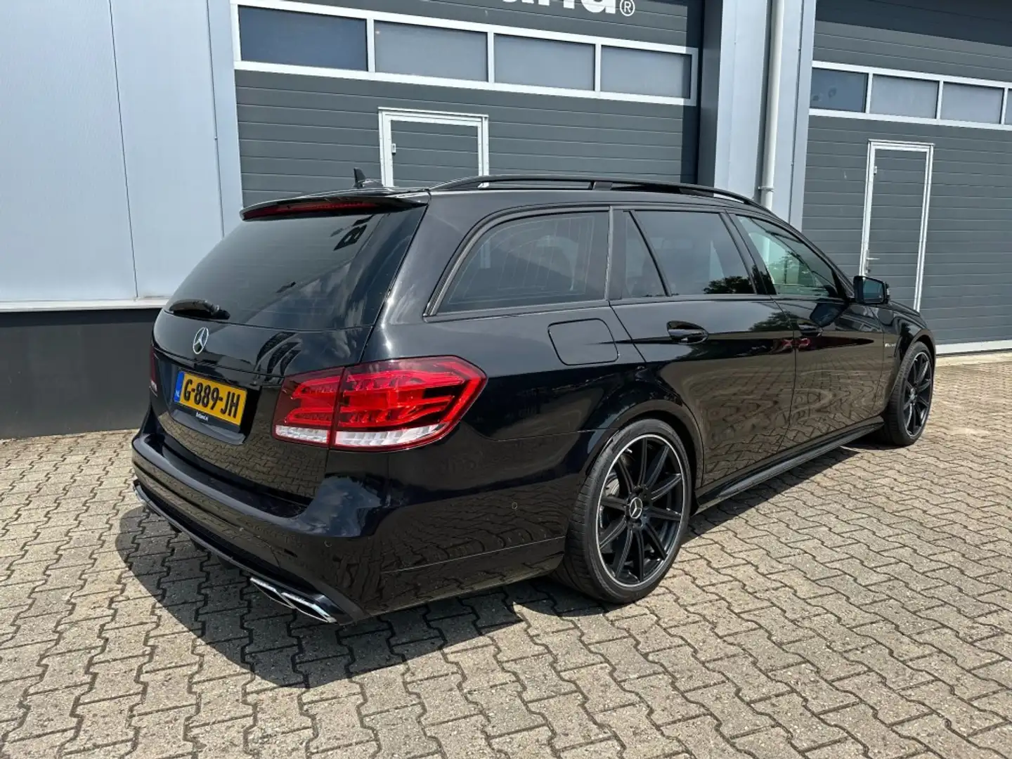 Mercedes-Benz 63 AMG 5.5 V8 557PK 4matic bj2014 *Pano *Adaptive Nero - 2